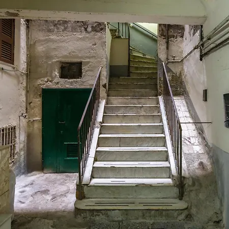 Murales Street On Spanish Quarter Apartment Naples